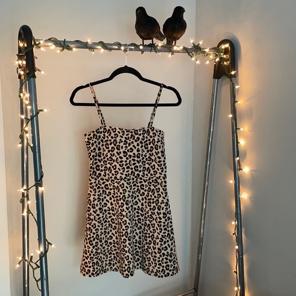 ✨Leopard Print Mini Dress✨ - Picture 2 of 6